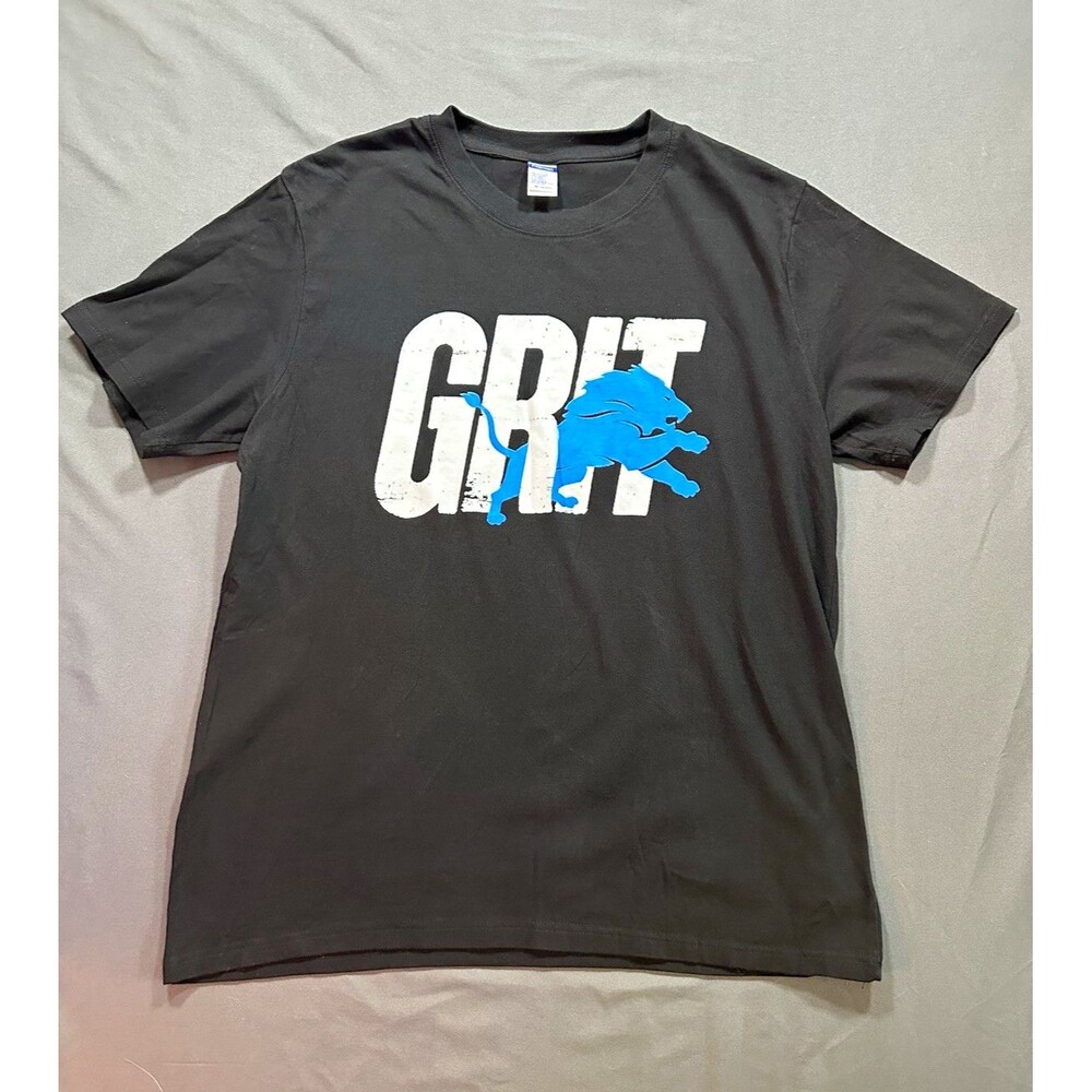 Detroit Lions GRIT Men’s Medium Black Graphic T-Shirt Football Tee